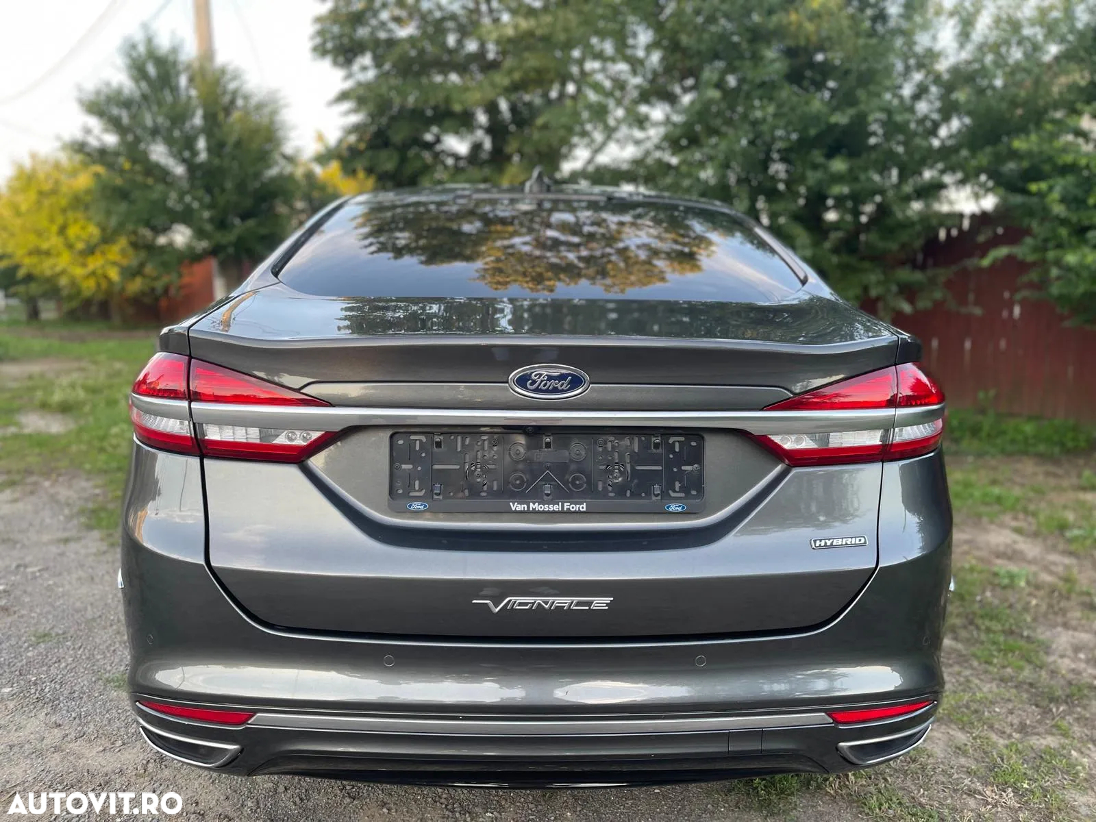 Ford Mondeo 2.0 HEV Vignale - 4