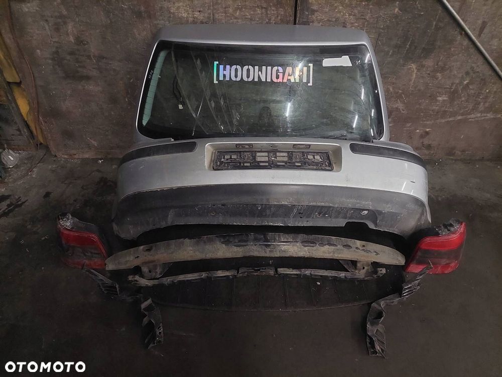 KOMPLETNY TYŁ KLAPA BAGAŻNIKA ZDERZAK LAMPY VOLKSWAGEN GOLF IV HB LA7W - 1