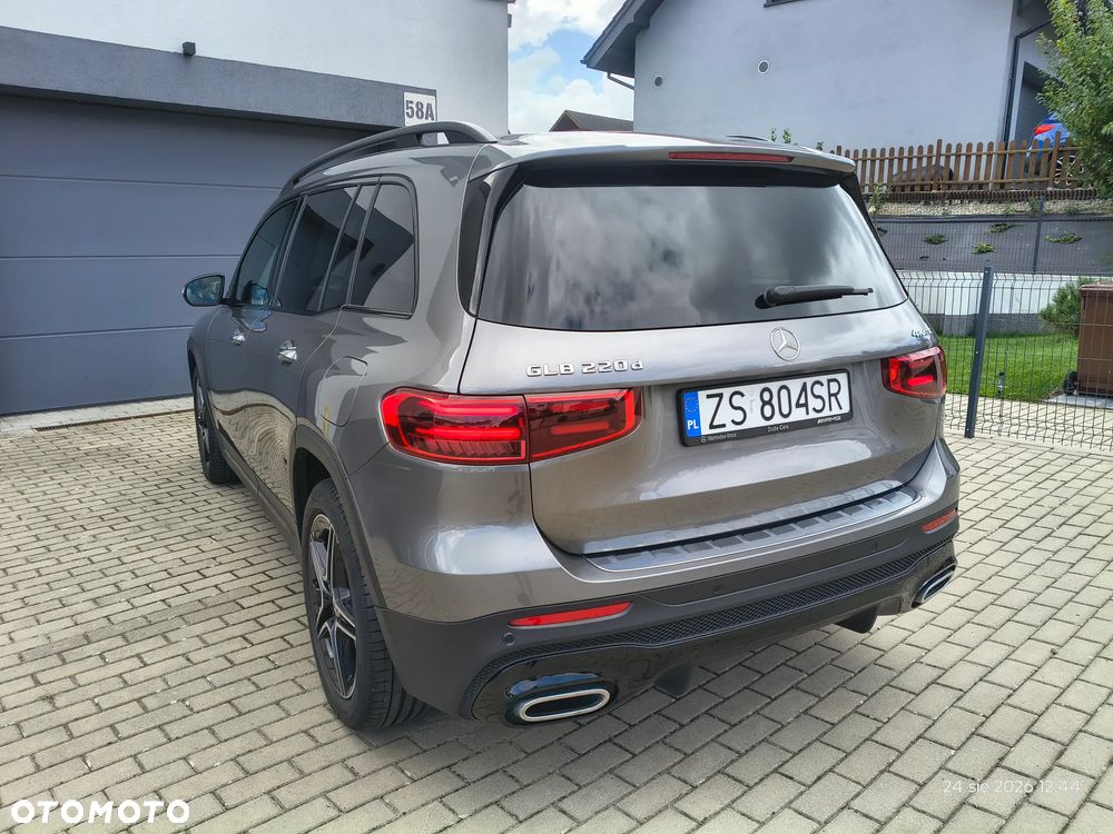 Mercedes-Benz GLB 220 d 4-Matic AMG Line 8G-DCT - 21