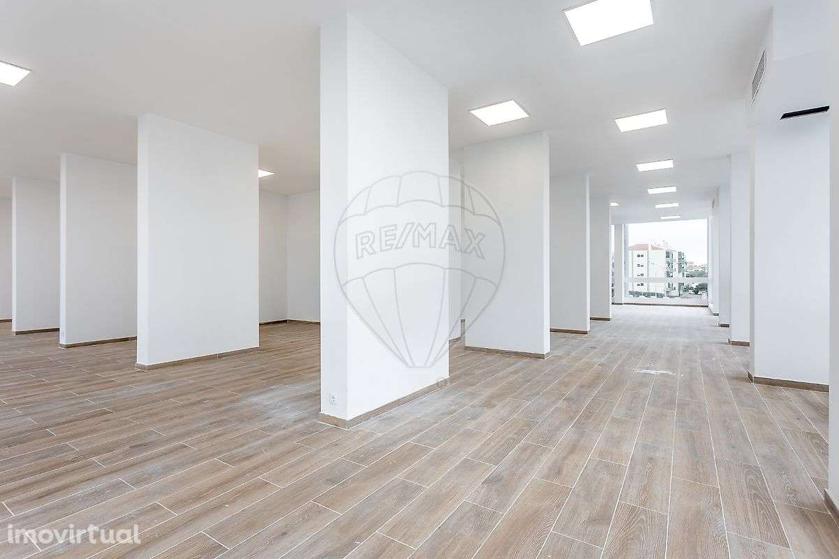 Loja  para arrendamento - Grande imagem: 3/19