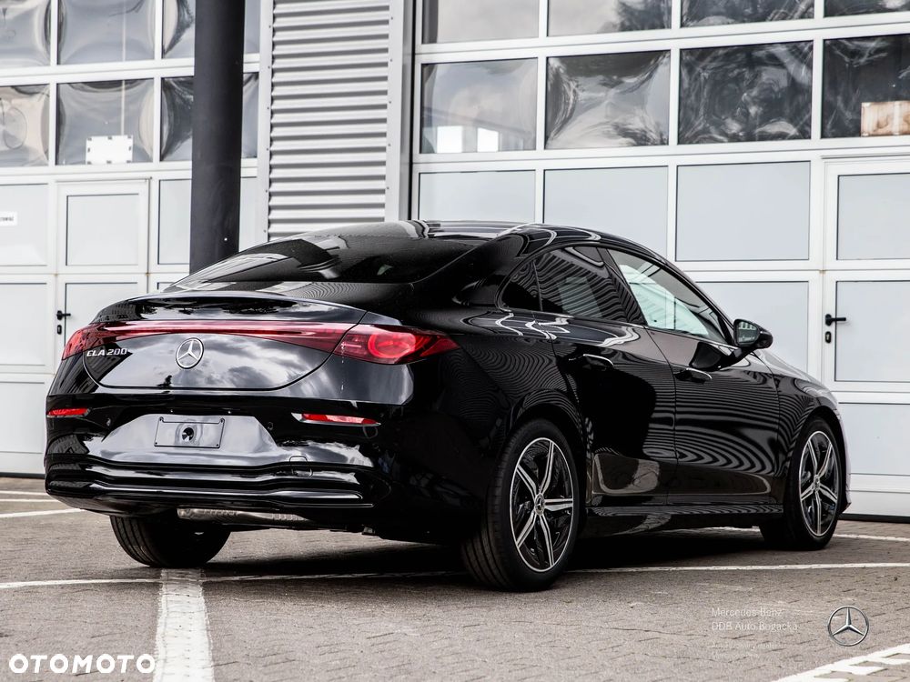 Mercedes-Benz CLA 200 mHEV 8G-DCT - 6