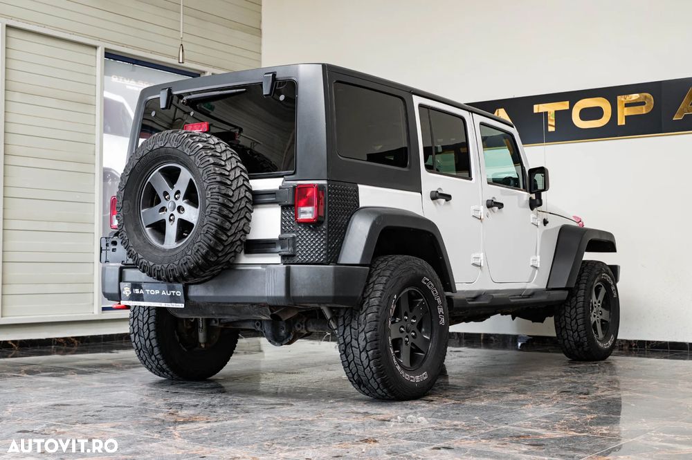 Jeep Wrangler - 4