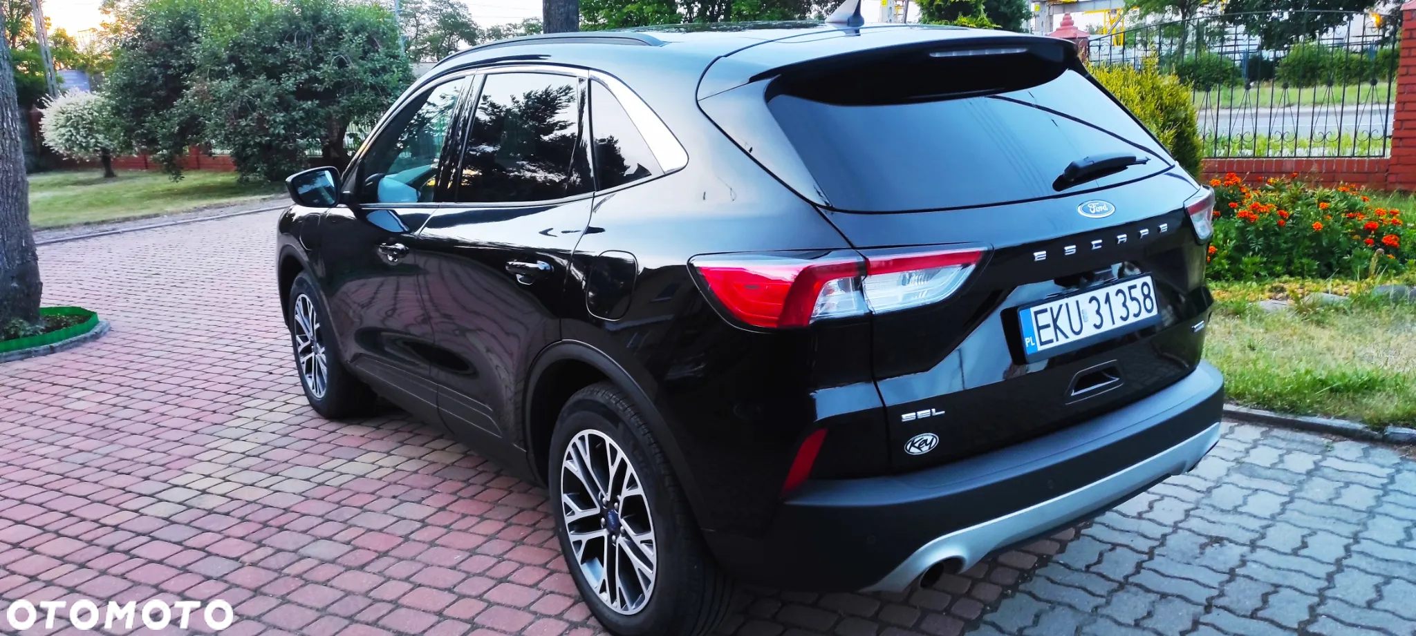 Ford Kuga 2.5 Duratec PHEV TITANIUM - 6