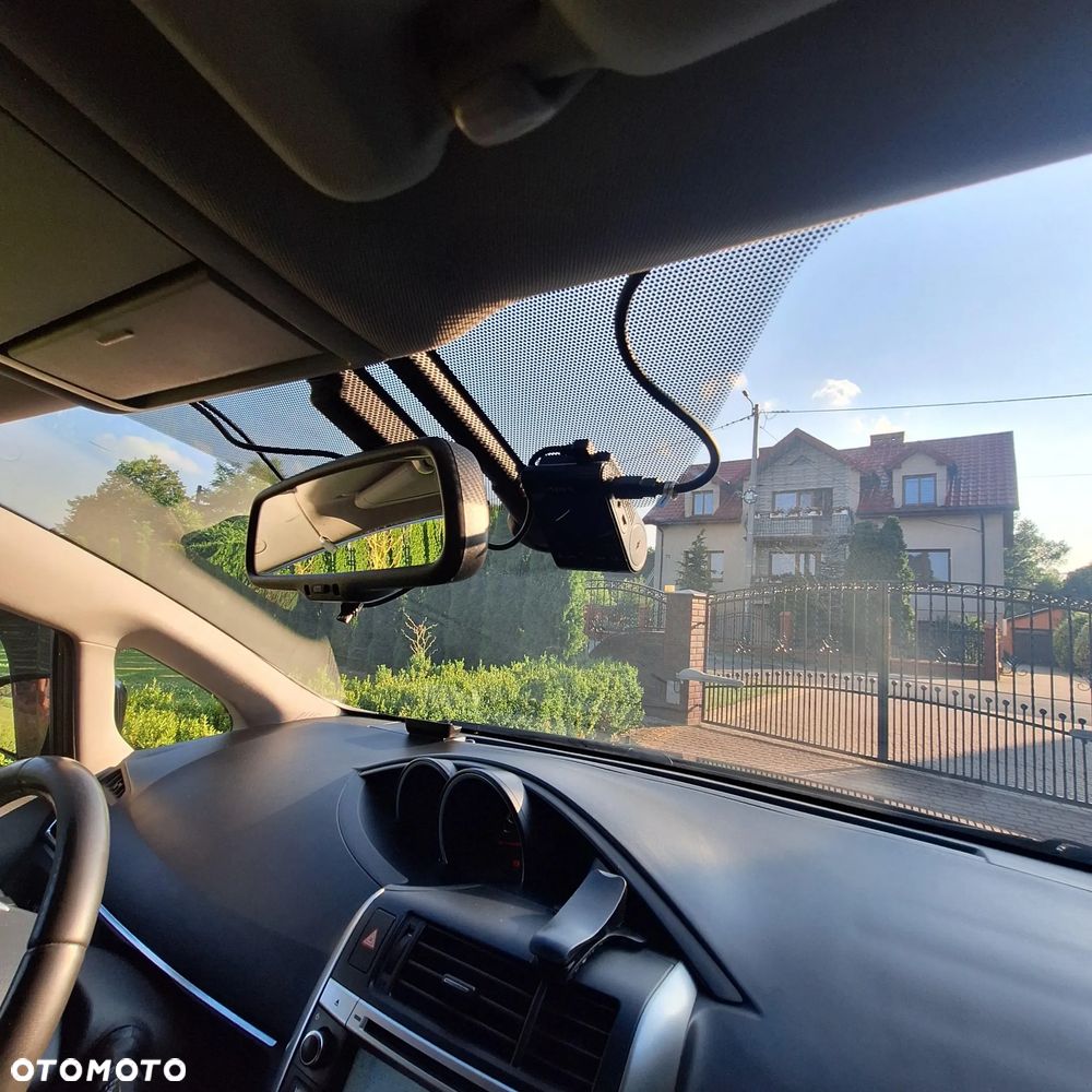 Toyota Verso 1.8 Premium 7os EU6 - 10