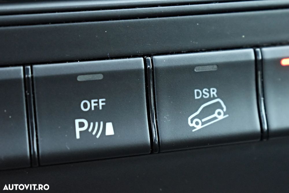 Mercedes-Benz GLA 200 (CDI) d 4Matic 7G-DCT - 28