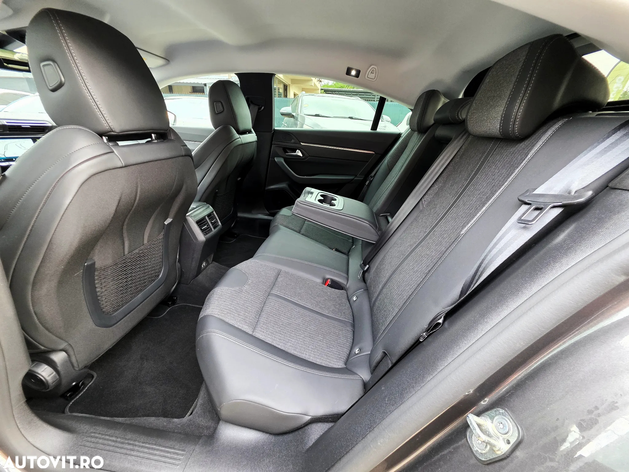 Peugeot 508 PHEV 225ch EAT8 Allure Pack - 21