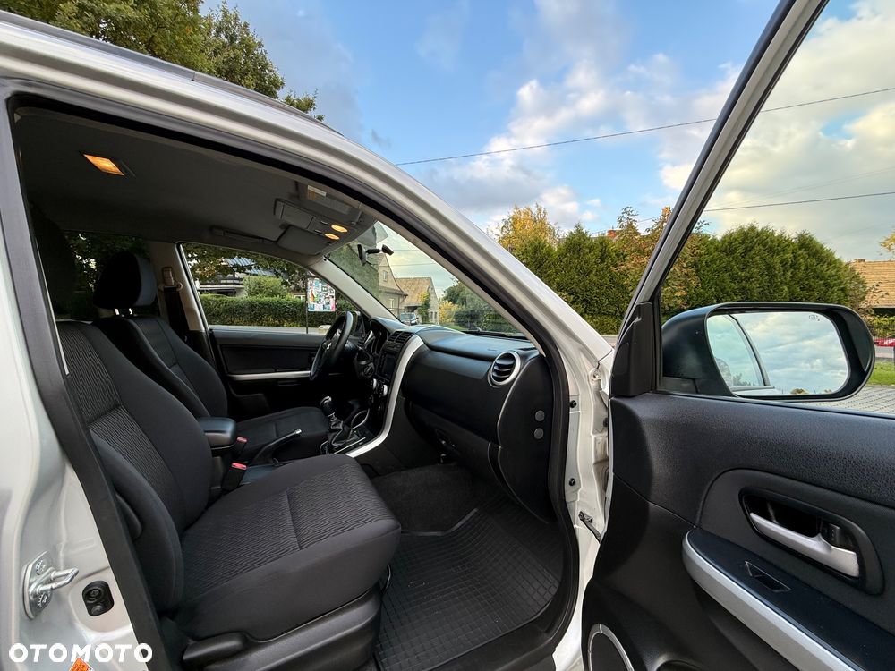 Suzuki Grand Vitara 2.4 Elegance EU5 - 20