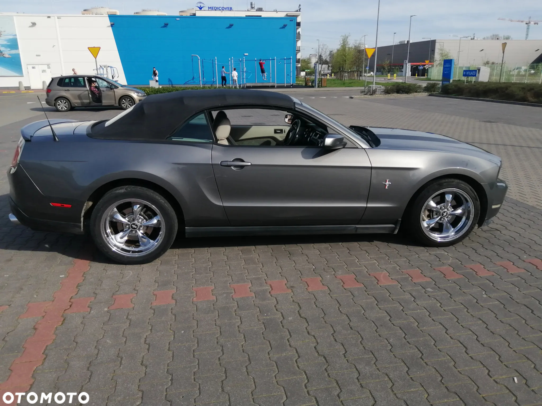 Ford Mustang 3.7 V6 - 8