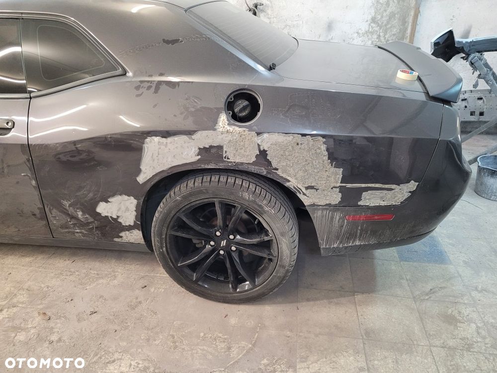 Dodge Challenger Automatik R/T Plus - 10