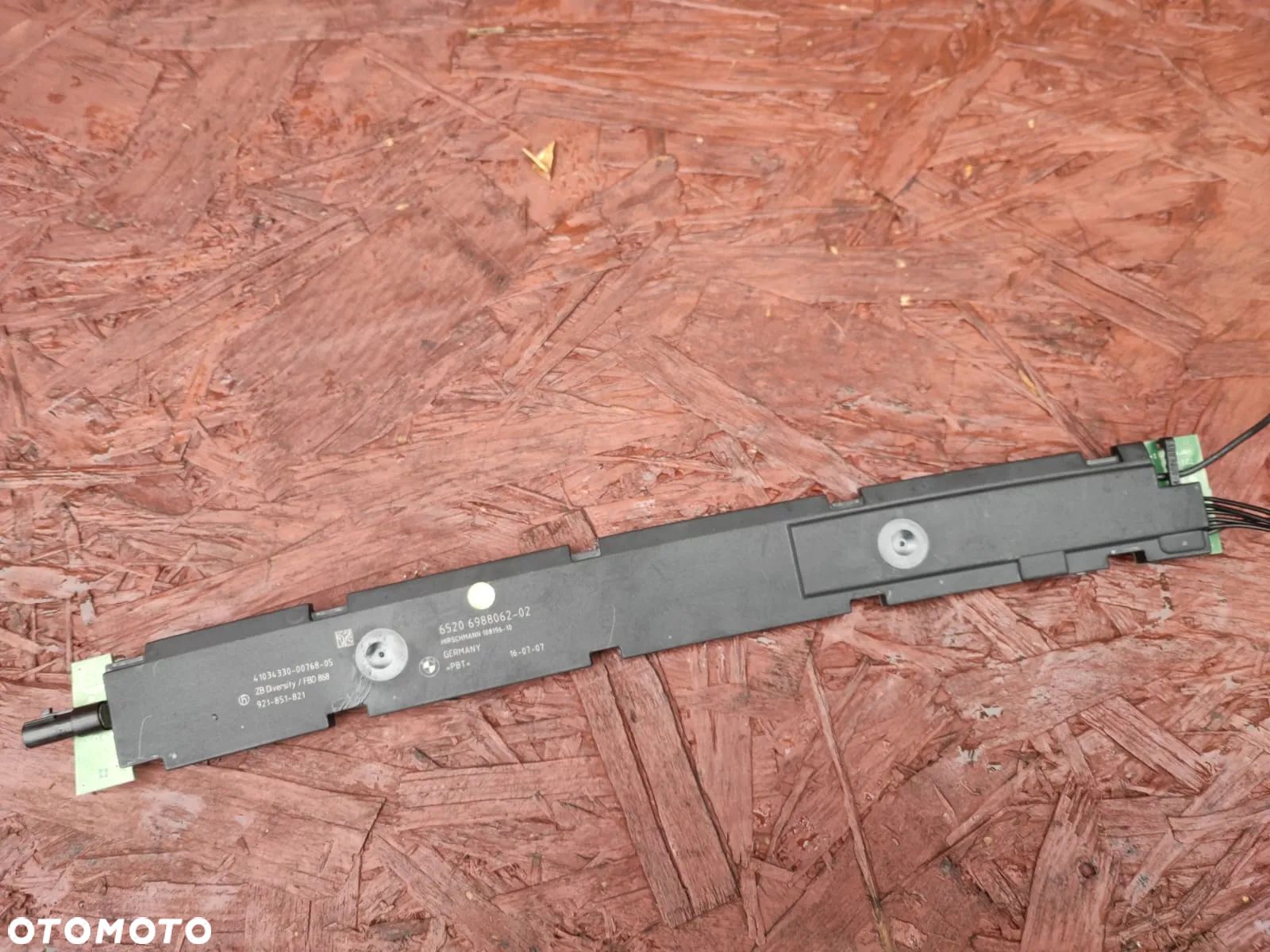 BMW E60 LCI. ORYGINALNY MODUŁ DIVERSITY / WZMACNIACZ ANTENOWY O NR: 4 220 653 / 6 988 062 / 6 931 718 / 9 193 832 OEM. SPRAWNY W 100%. - 1