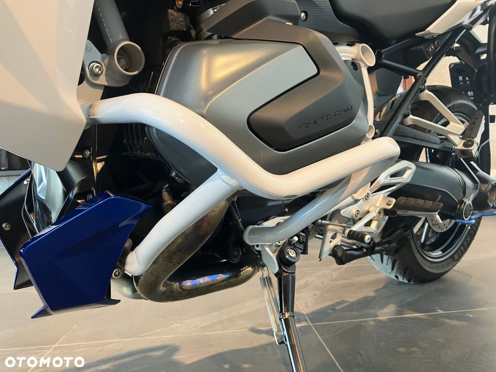 BMW R - 11
