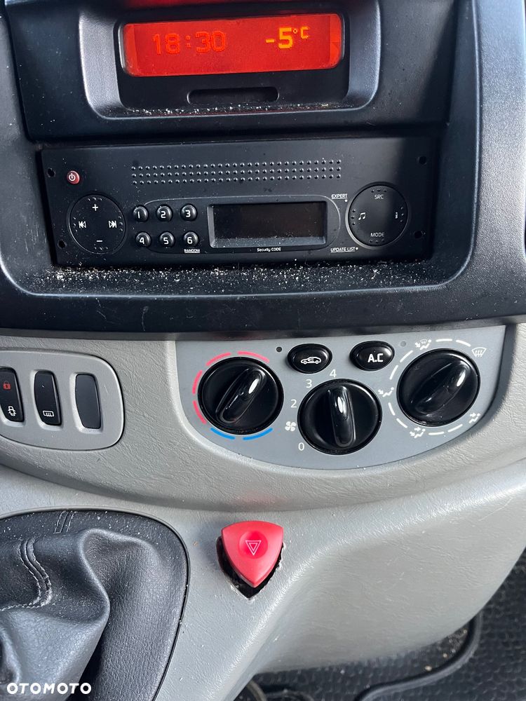 Renault Trafic - 5