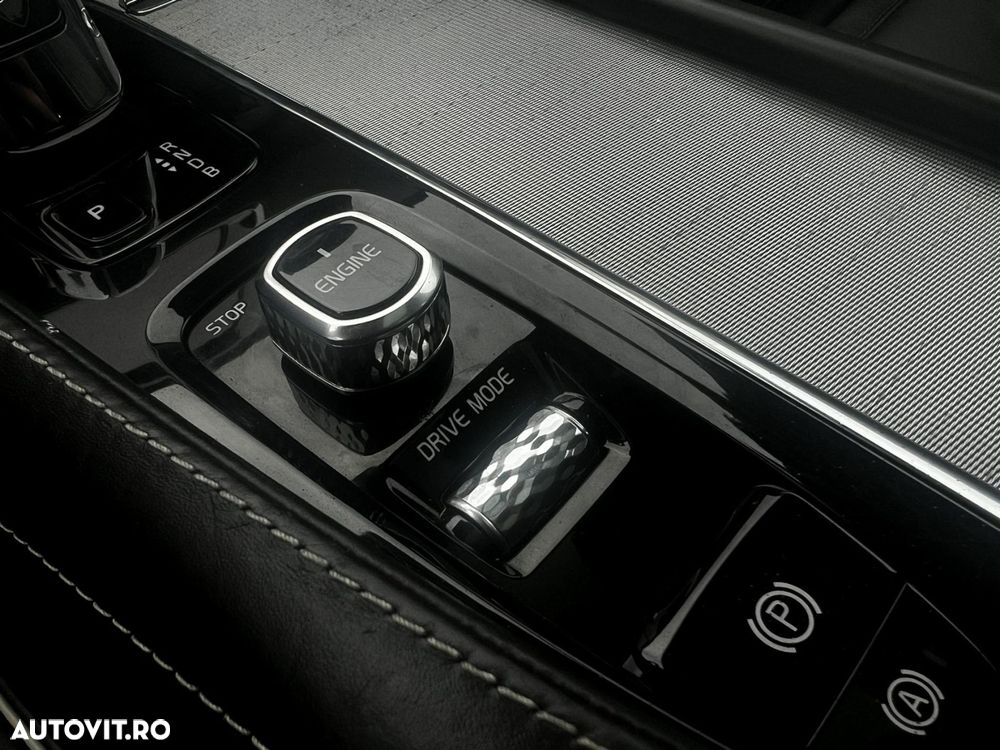 Volvo XC 90 - 17