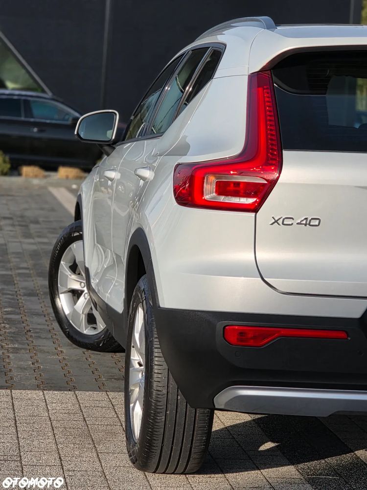 Volvo XC 40 T3 Momentum Pro - 10