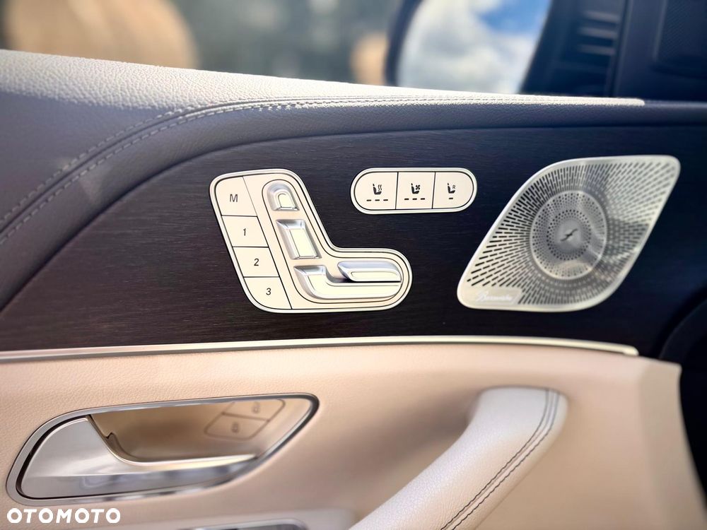 Mercedes-Benz GLS - 7