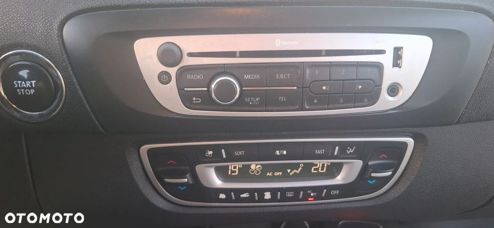 Renault Scenic ENERGY TCe 115 Expression - 23