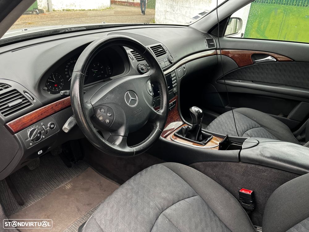 Mercedes-Benz E 220 CDi Classic - 5
