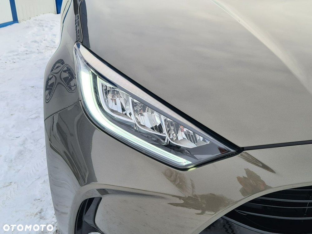 Toyota Yaris Hybrid 1.5 Comfort - 11