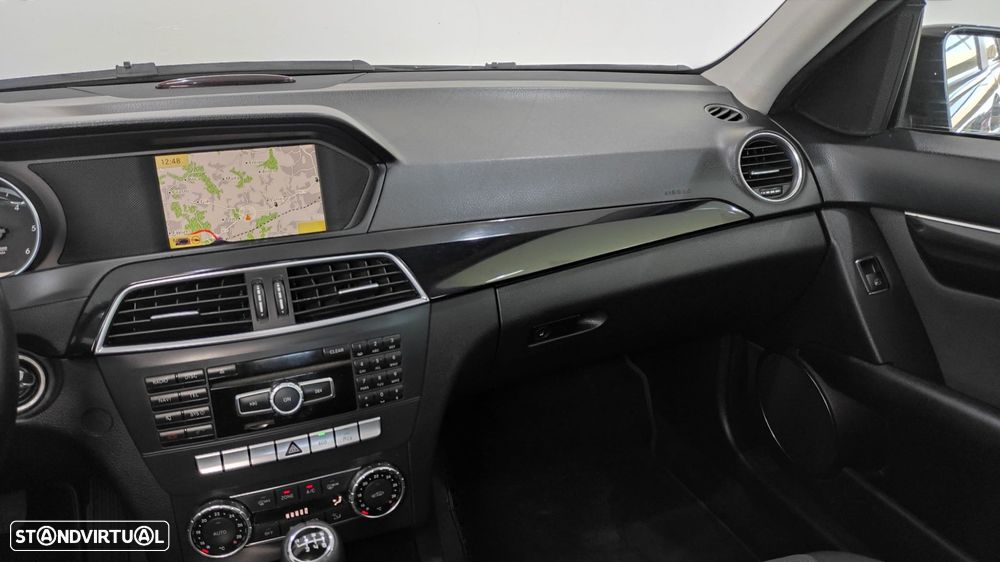 Mercedes-Benz C 220 CDi Avantgarde BlueEfficiency - 27