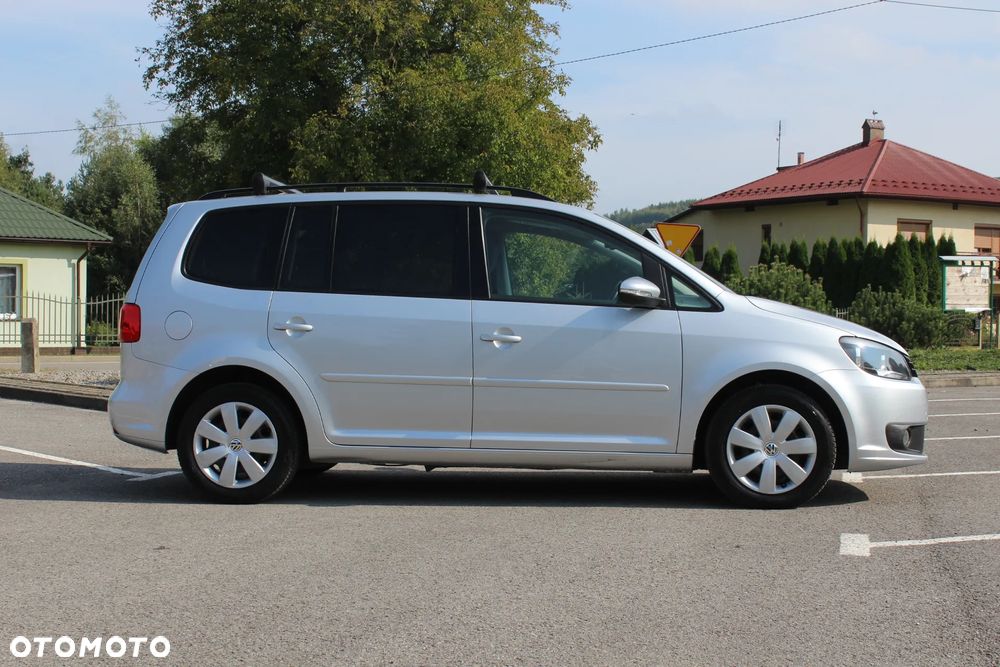 Volkswagen Touran 1.6 TDI DPF BlueMot Comfortline - 5