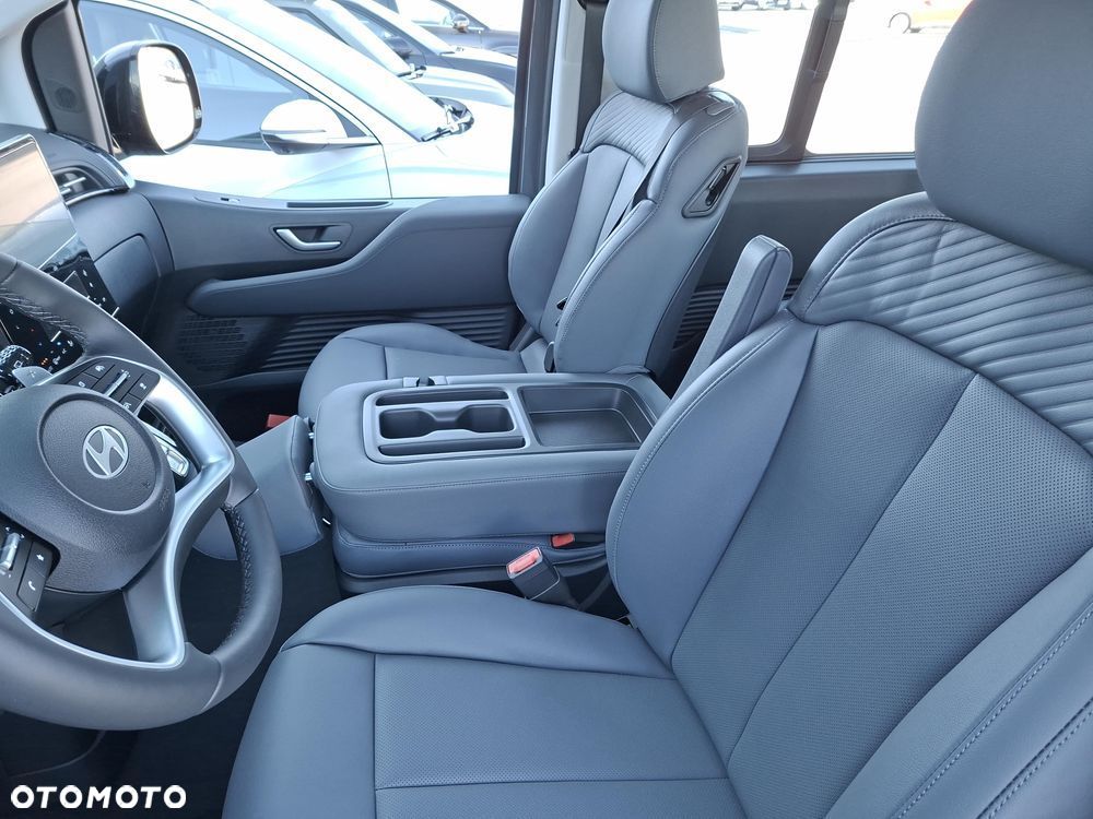 Hyundai Staria 1.6 T-GDI HEV Smart VIP - 14