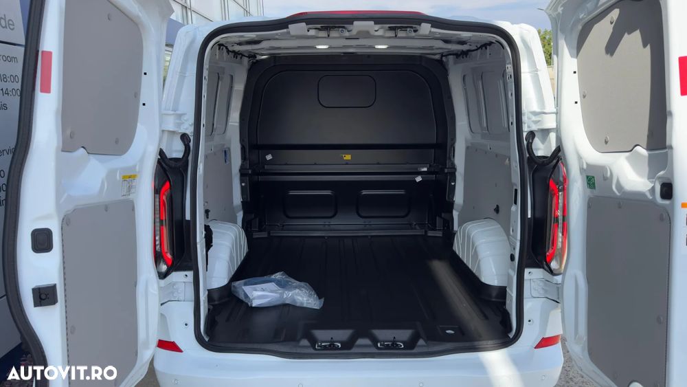 Ford Transit Custom DCIV 320L 2.5 227 CP L2H1 CVT PHEV Limited - 13