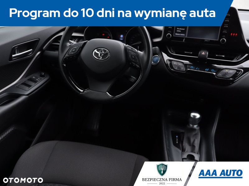 Toyota C-HR - 8