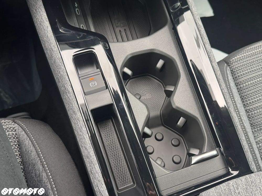 Skoda Superb 2.0 TDI SCR 4x4 Drive DSG - 17