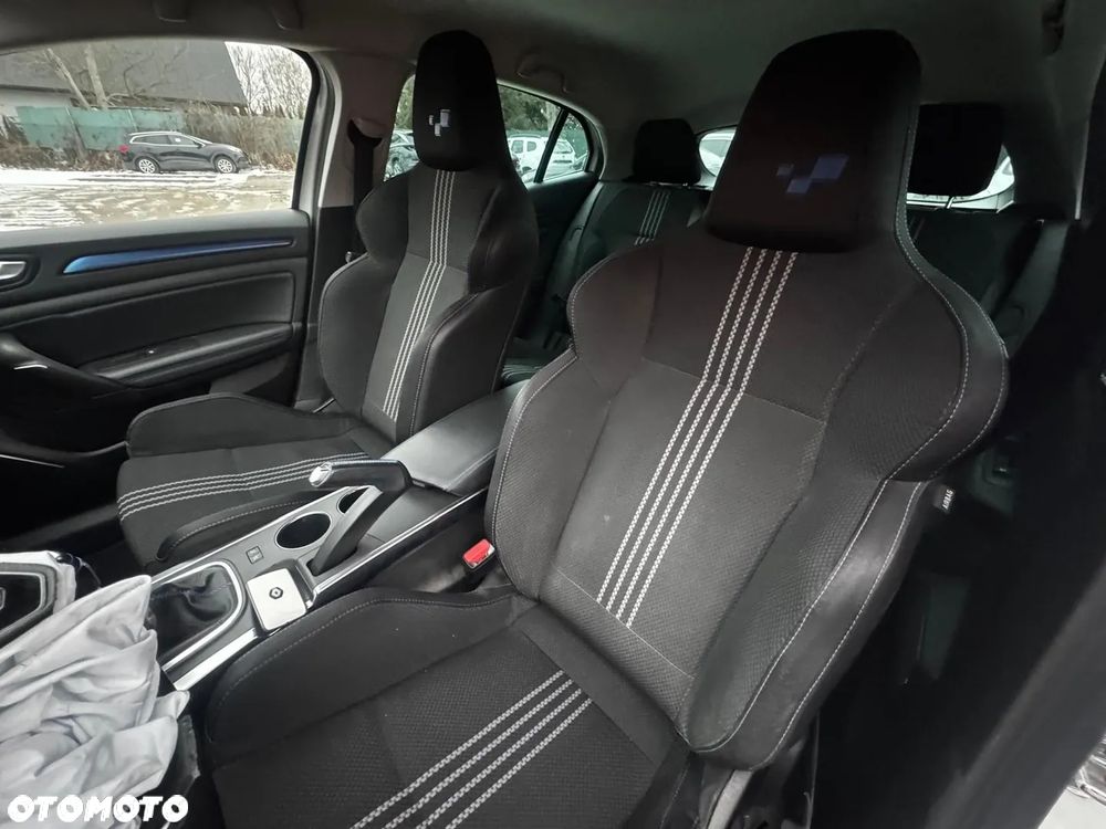 Hyundai Veloster 1.6 GDI Premium - 23