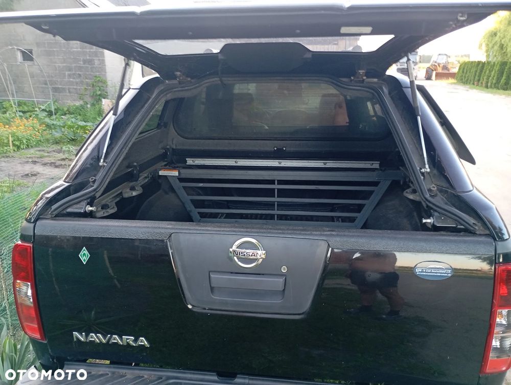 Nissan Navara 3.0 D V6 Platinum Long EU5 - 8