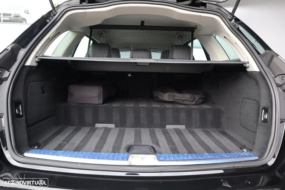 Mercedes-Benz C 300 de T 9G-TRONIC Avantgarde - 8