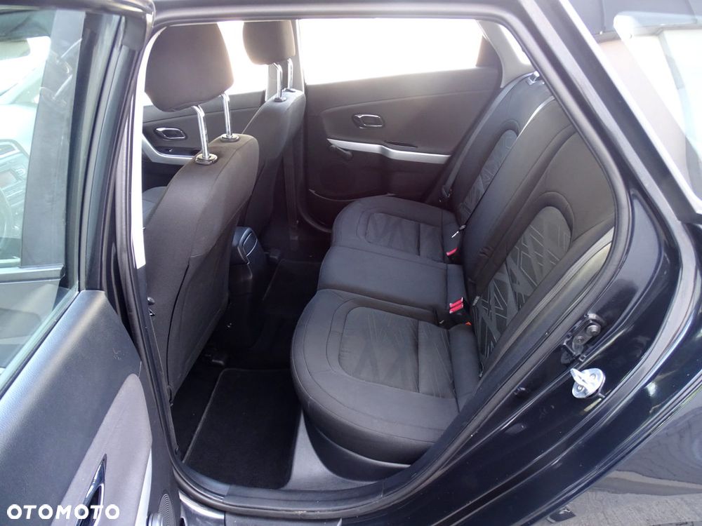 Kia Ceed 1.4 Attract - 13