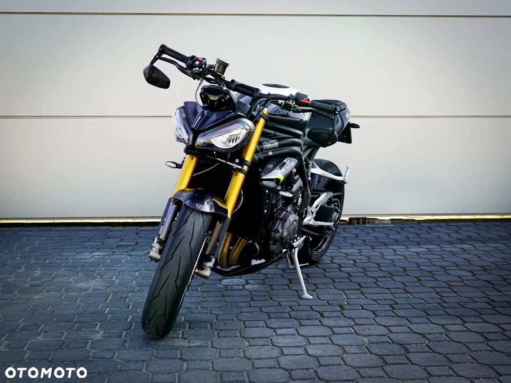 Triumph Speed Triple - 2