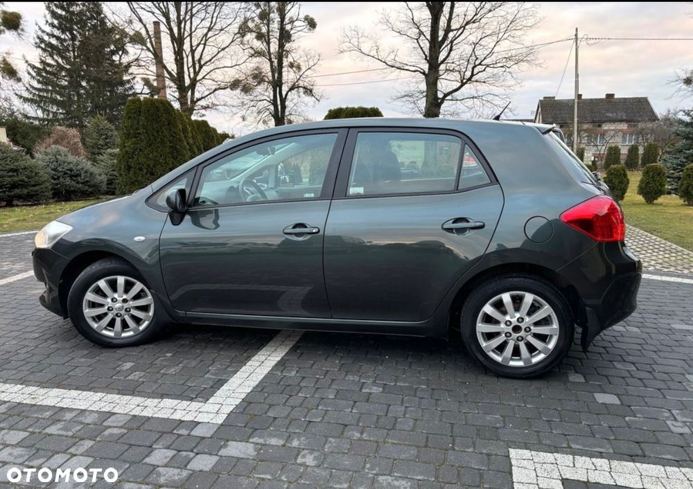Toyota Auris 1.6 VVT-i Sol - 3