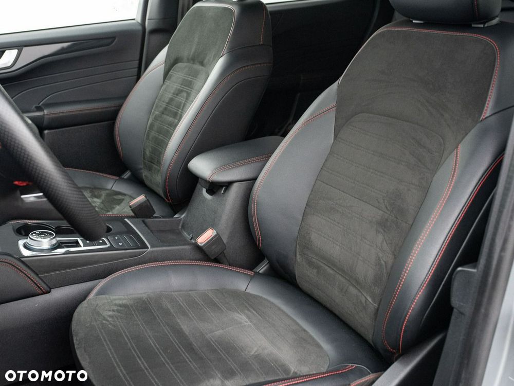 Ford Kuga - 11
