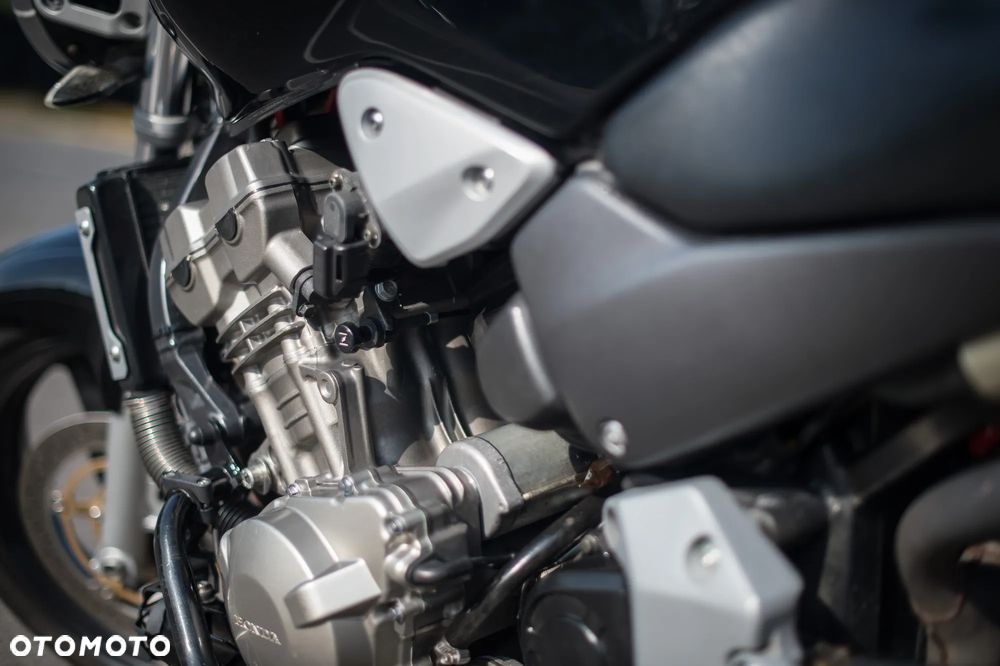 Honda Hornet - 16