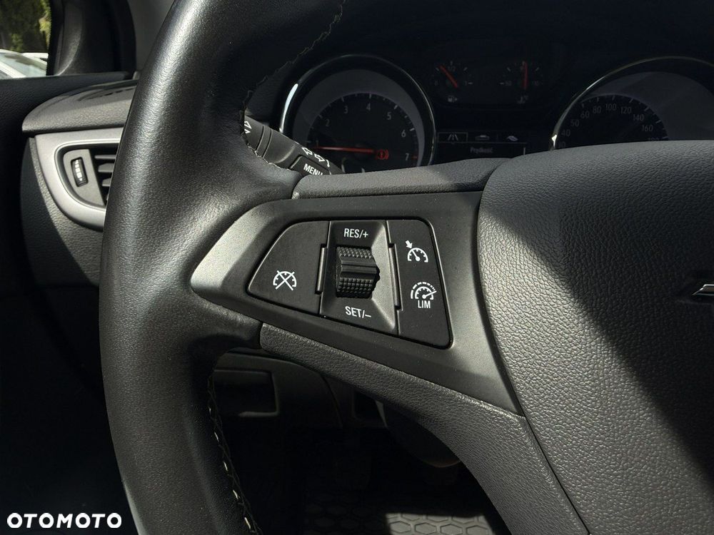 Opel Astra 1.2 T Edition S&S - 19