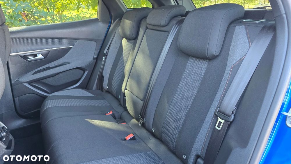 Peugeot 3008 1.5 BlueHDi Active Pack S&S EAT8 - 15