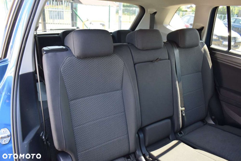 Volkswagen Tiguan - 24