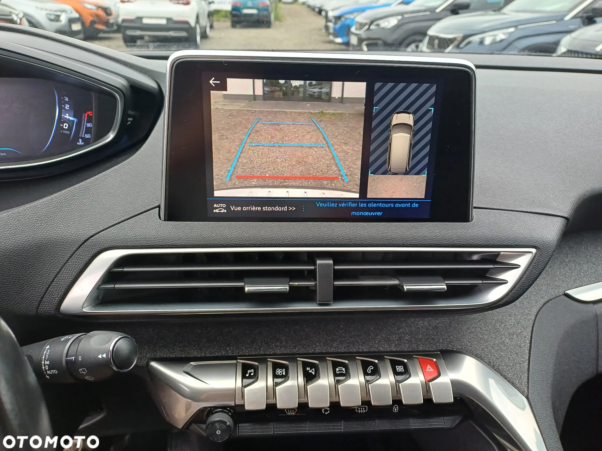 Peugeot 5008 1.2 PureTech Allure S&S - 23