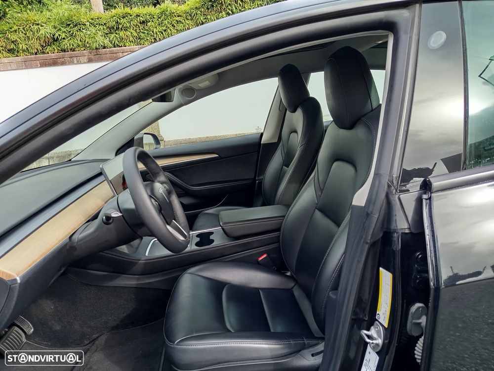 Tesla Model 3 Standard Range Plus RWD - 11