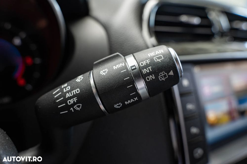 Jaguar F-Pace 20d AWD Aut. Prestige - 28