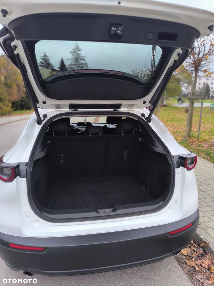 Mazda CX-30 2.0 mHEV Hikari 2WD - 31