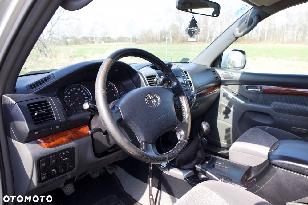 Toyota Land Cruiser 3.0 D Sol - 32