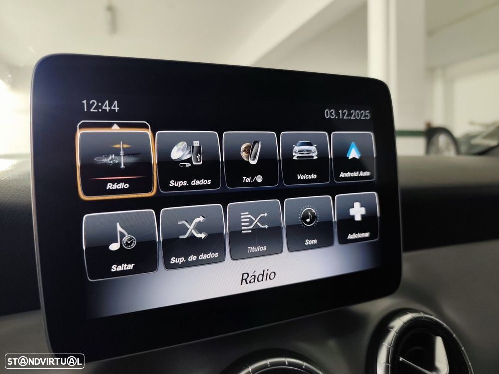 Mercedes-Benz CLA 180 d AMG Line - 24