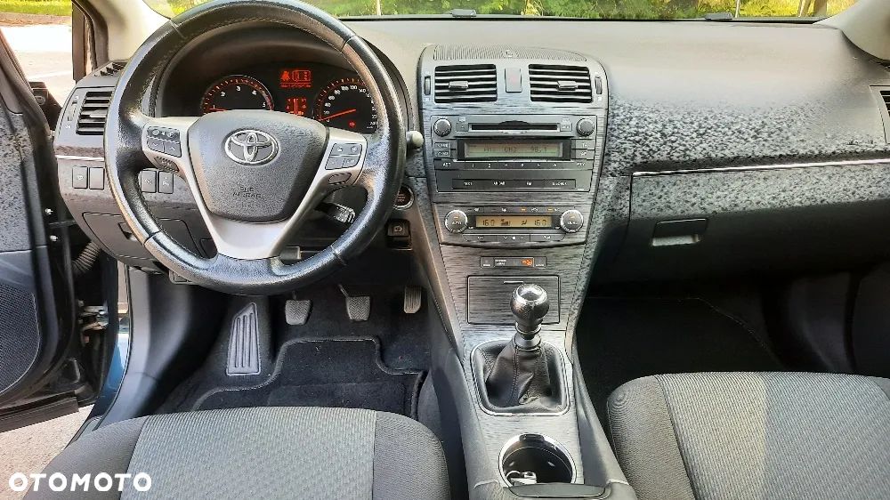 Toyota Avensis 2.2 D-4D Premium - 10