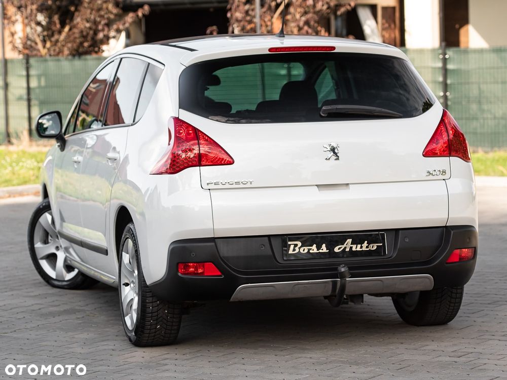Peugeot 3008 HDi FAP 165 Automatik Allure - 8