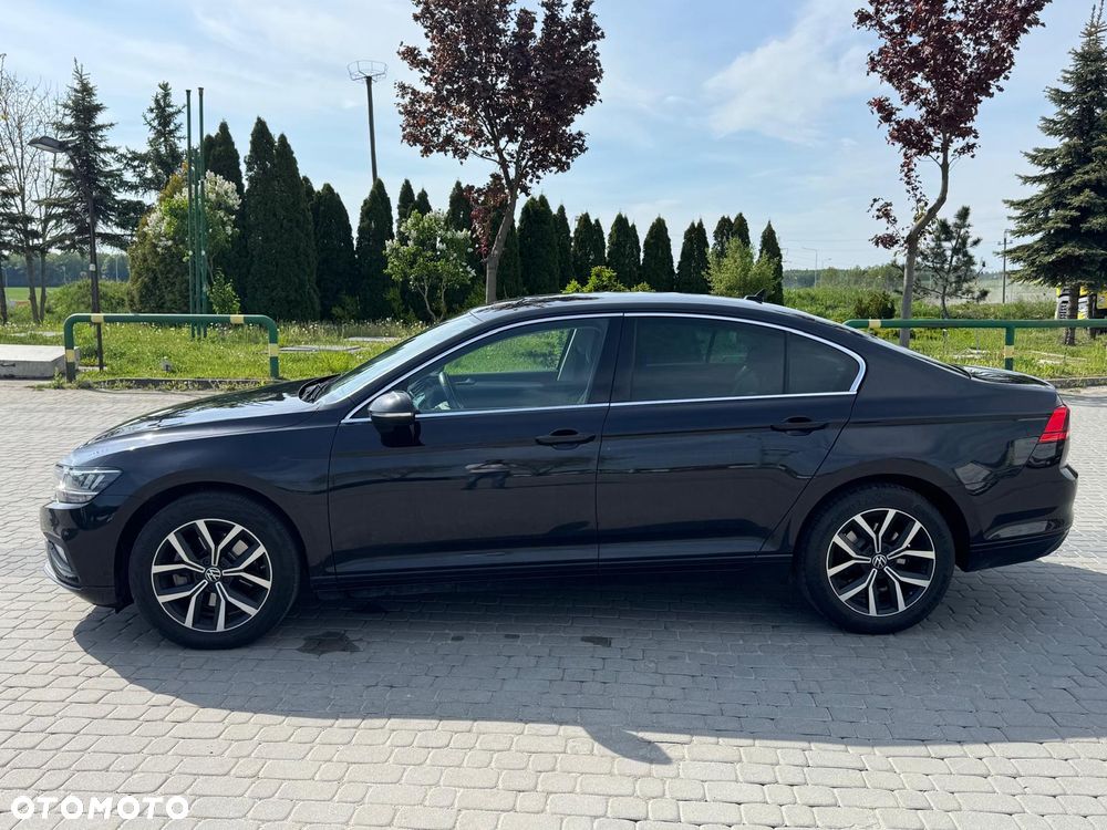 Volkswagen Passat - 7