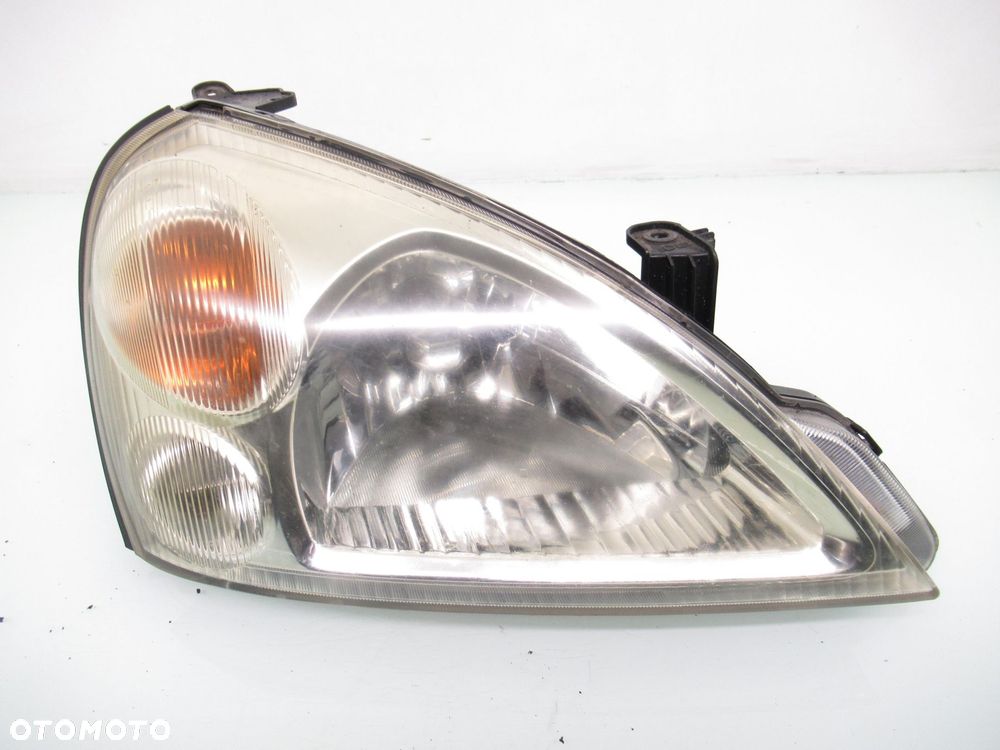 LAMPA PRAWA PRZEDNIA SUZUKI LIANA - 1
