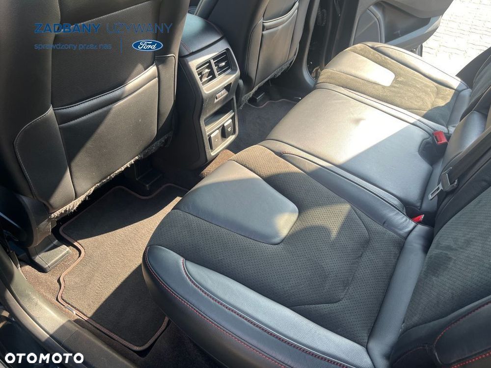 Ford Edge - 16